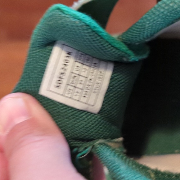 Green Alligator Sneakers Little Boys Size 13 Adjustable Straps - Picture 10 of 10